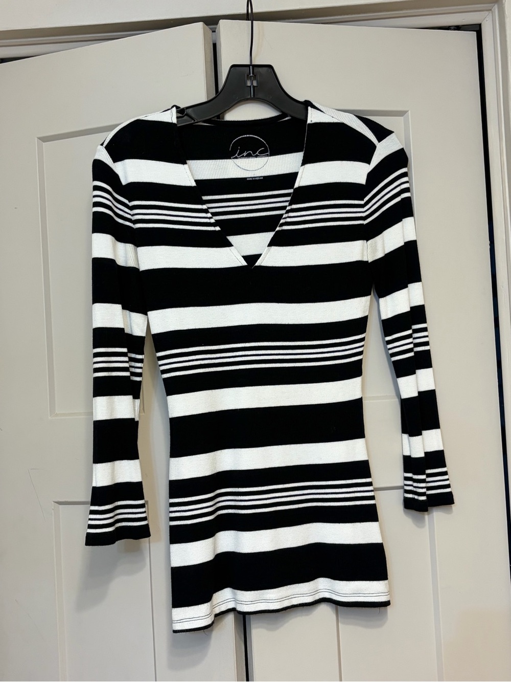 INC long sleeve top